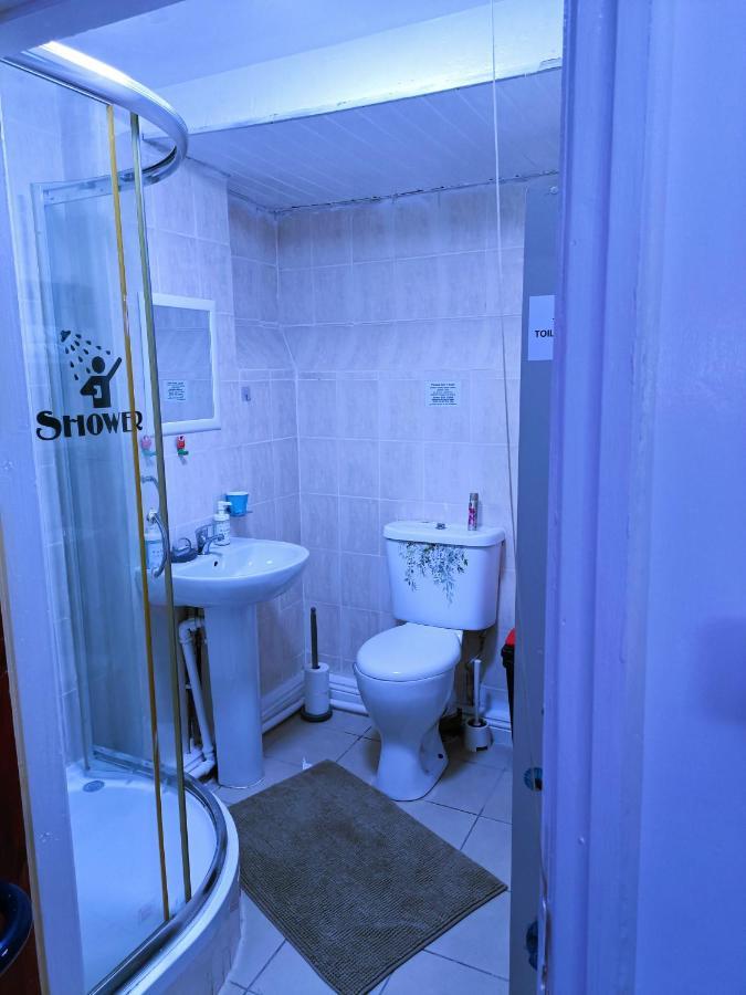 Homestay Bedspace Birmingham Exteriör bild