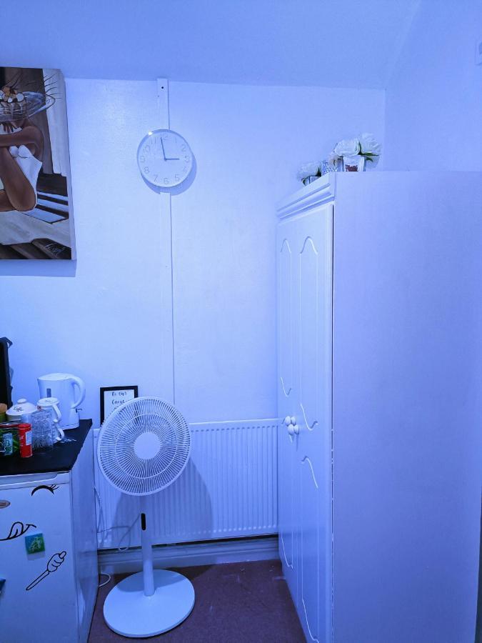 Homestay Bedspace Birmingham Exteriör bild